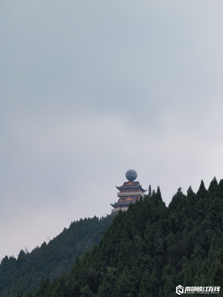 图说南部-南部陵江在线南部县望月村长城一角南部陵江在线(2)